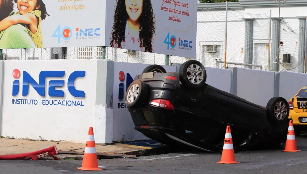Condutor do veículo Eco Sport não se feriu