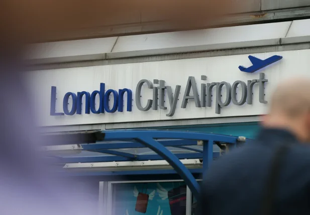 Aeroporto London City, é localizado perto do Centro de Londres