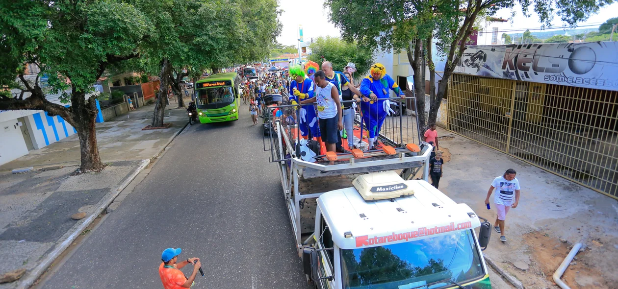 Vaca Atolada nas ruas de Teresina Piauí 