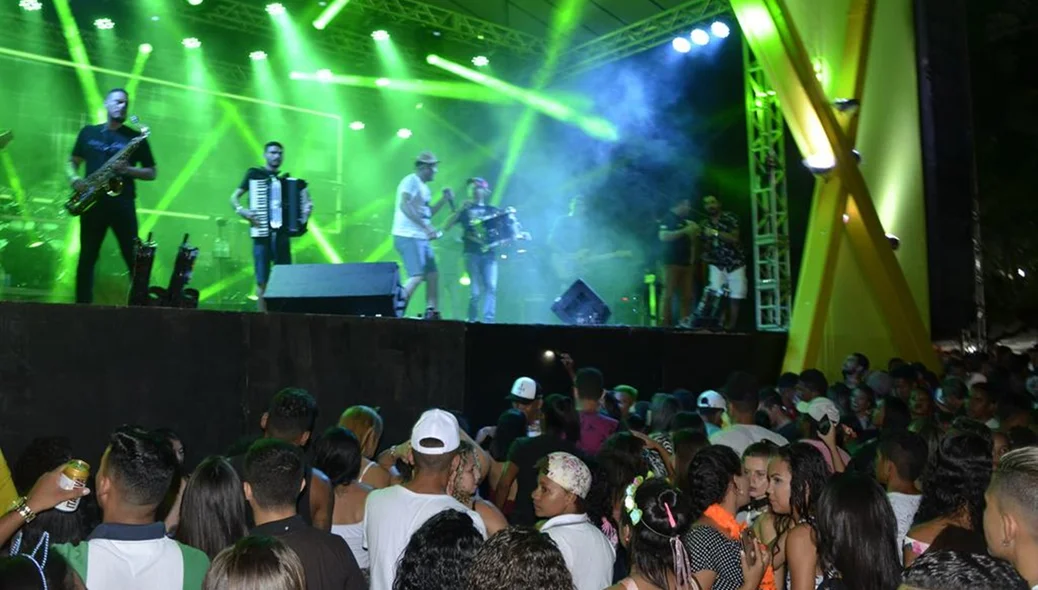  Praça de Eventos na terceira noite do Carnaval em Água Branca