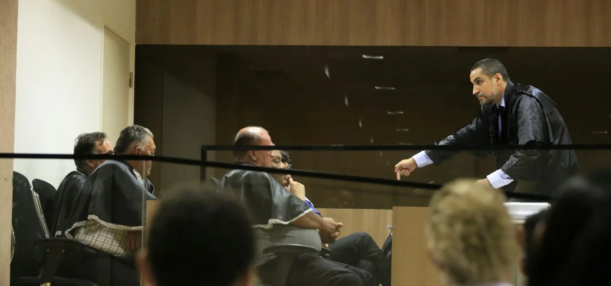 Advogado Eduardo Faustino faz a sustentação oral