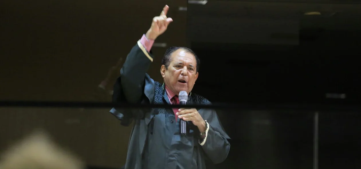 Assistente de acusação Gilberto Ferreira