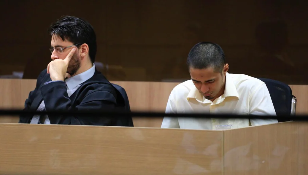 Igor Gabriel ficou com a cabeça baixa durante o julgamento