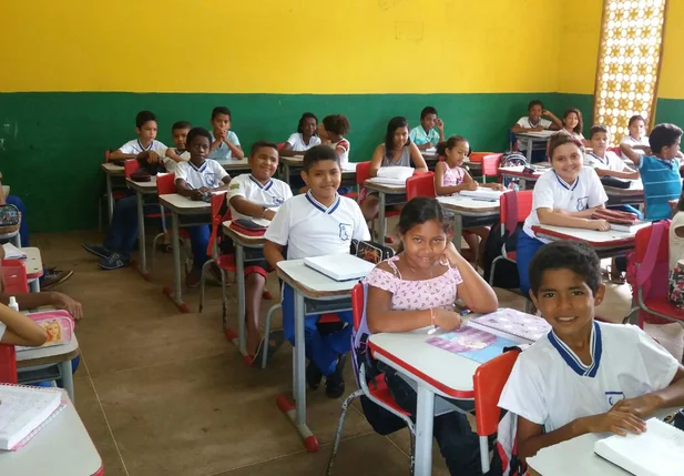 Ano letivo em Esperantina