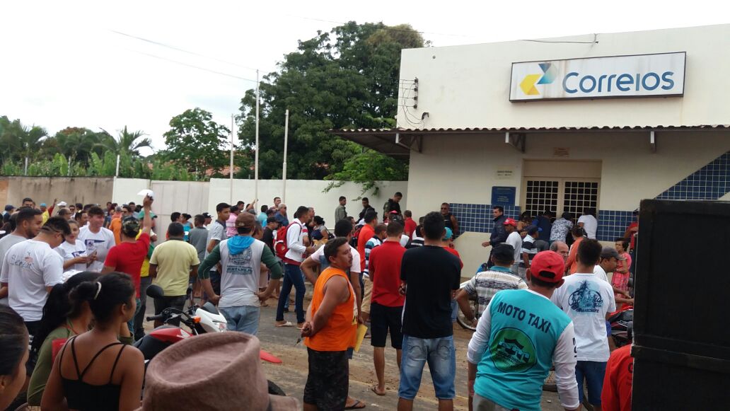 Bandidos são mortos em Correios de Pedro II