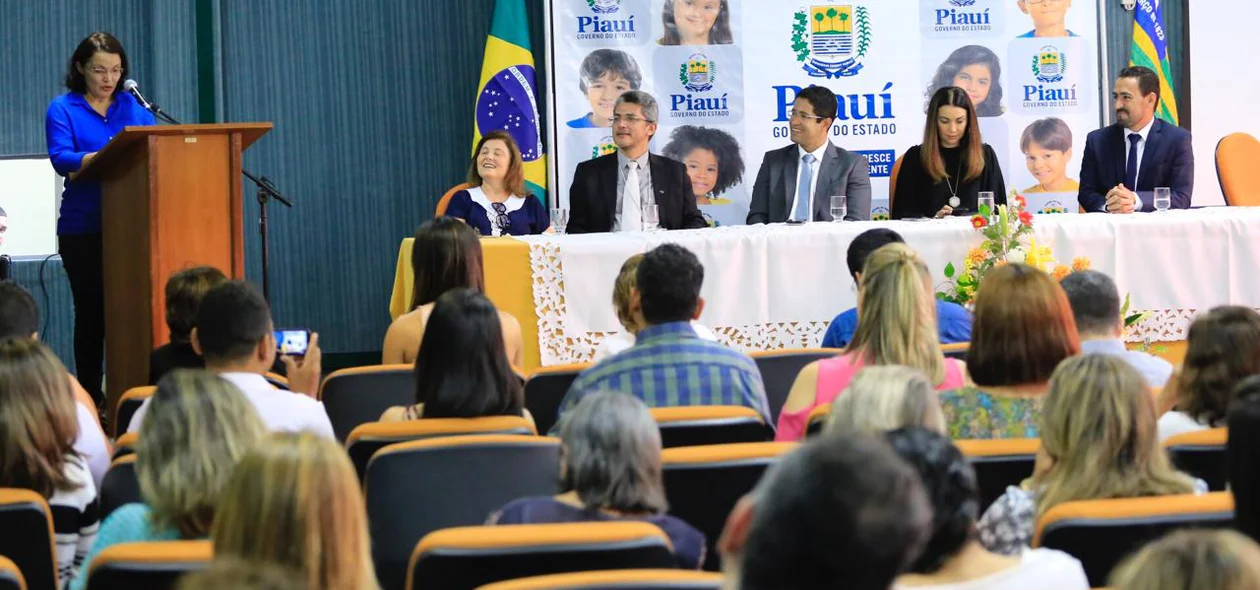 A servidora da Secretaria Estadual de Educação, Mauricélia Coutinho participou do curso da Controladoria-Geral da União