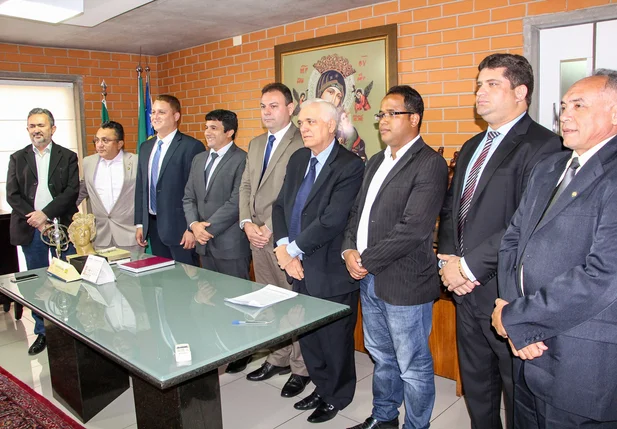 Antônio Felix, Dudu, Venâncio, Deolindo , jeová, Themístocles, Enzo, Gustavo Gaioso e Zé Nito