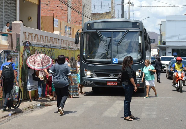 Usuários passam a pagar mais caro pelo transporte coletivo em Picos