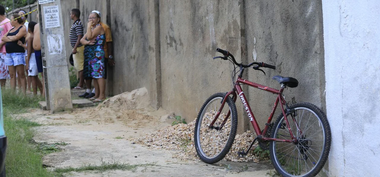 Bicicleta de um dos jovens