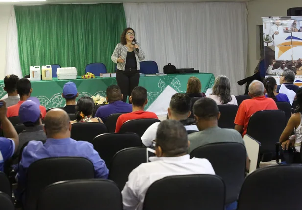 Entrega de certificados em Altos