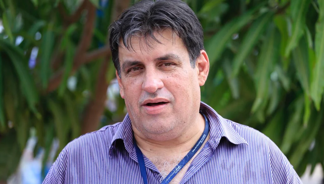 Oficial de Justiça, Alexandre Oliveira