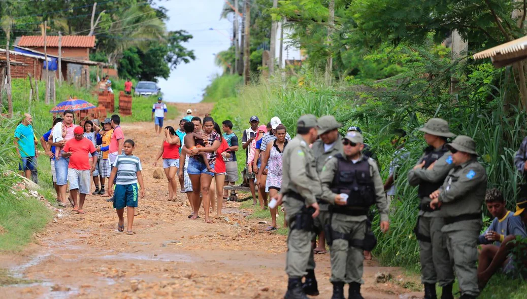 Polícia Militar está na ocupação de terreno na zona sudeste de Teresina