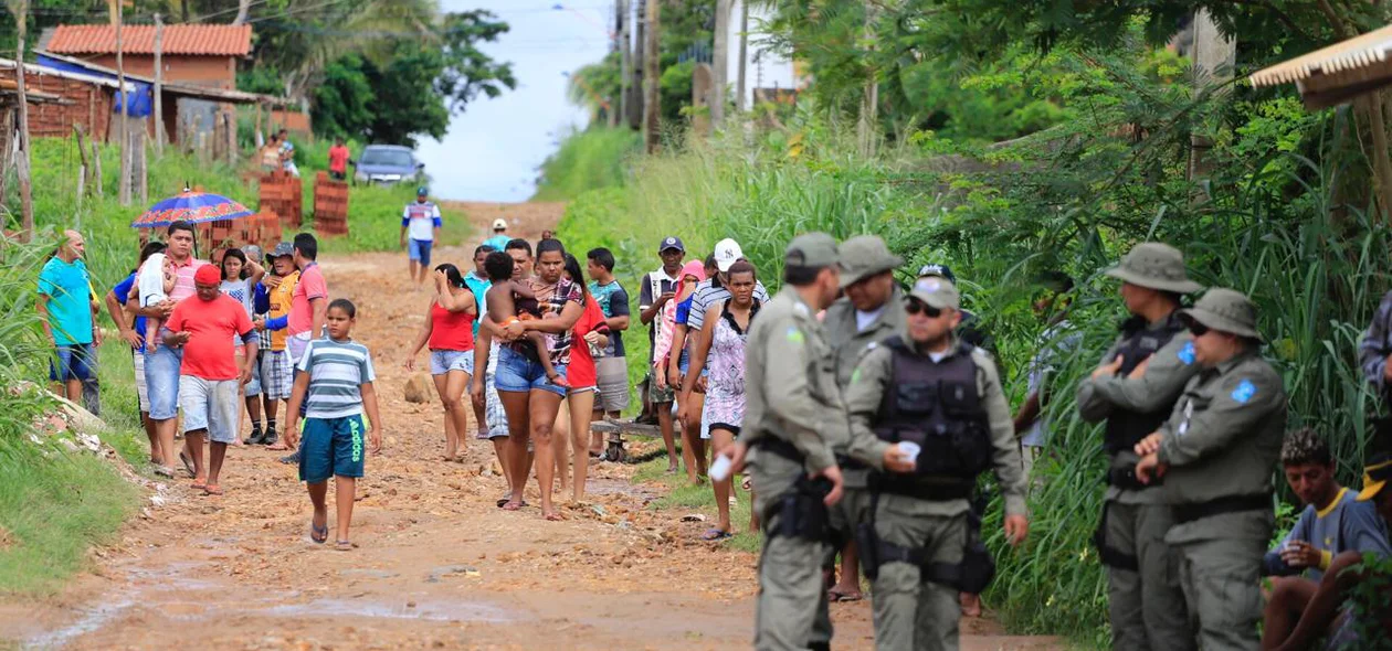 Polícia Militar está na ocupação de terreno na zona sudeste de Teresina