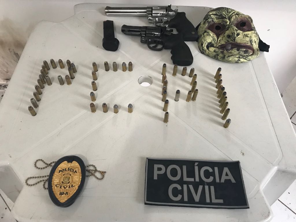 Material apreendido na Operação Geminus