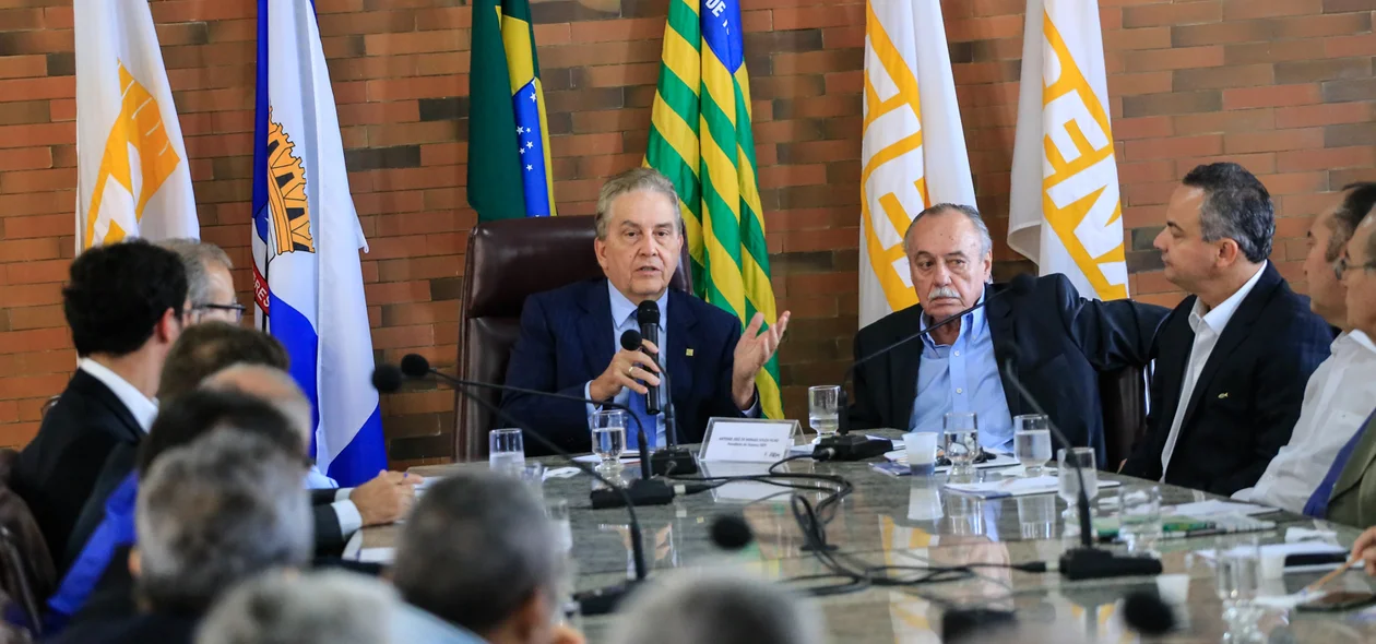 Palestra para empresários, na FIEPI 