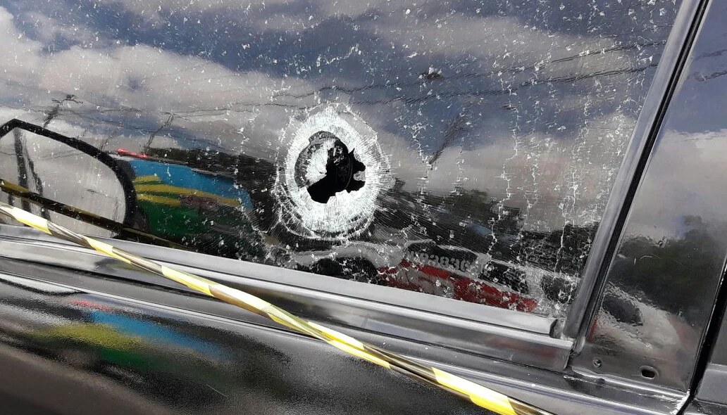 Veículo ficou danificado