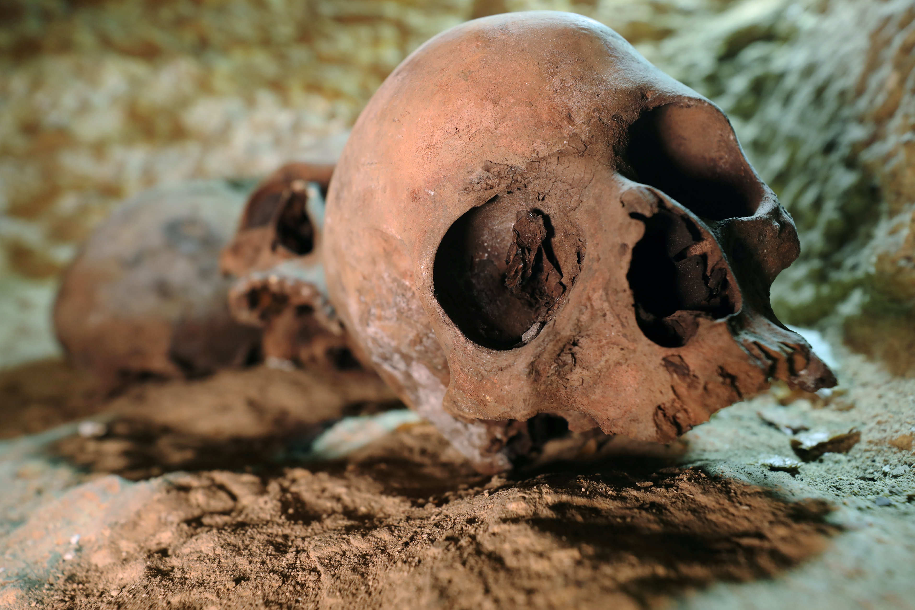 Pesquisadores descobrem necrópole ancestral no Egito