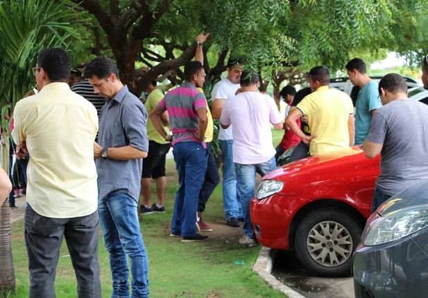 Motoristas do Uber realizam ato contra a PL 5587
