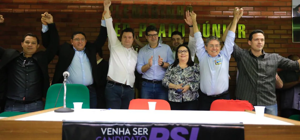 Evento de filiação do PSL contou com a presença do deputado estadual Luciano Nunes (PSDB)