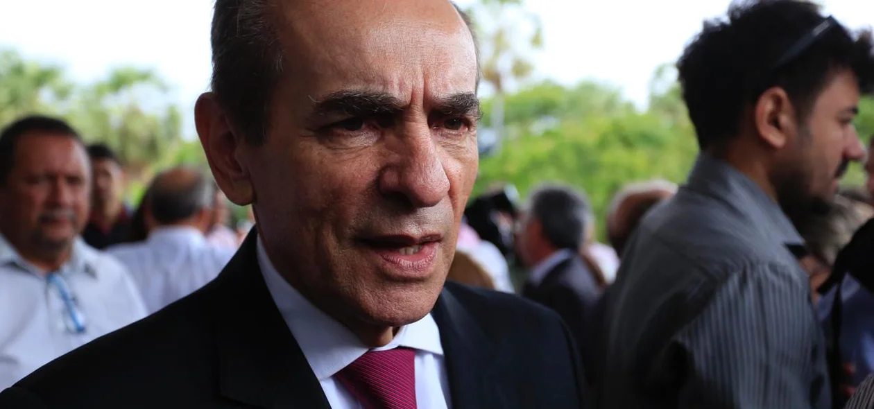 Deputado Marcelo Castro durante lançamento do Cartão Reforma em Teresina