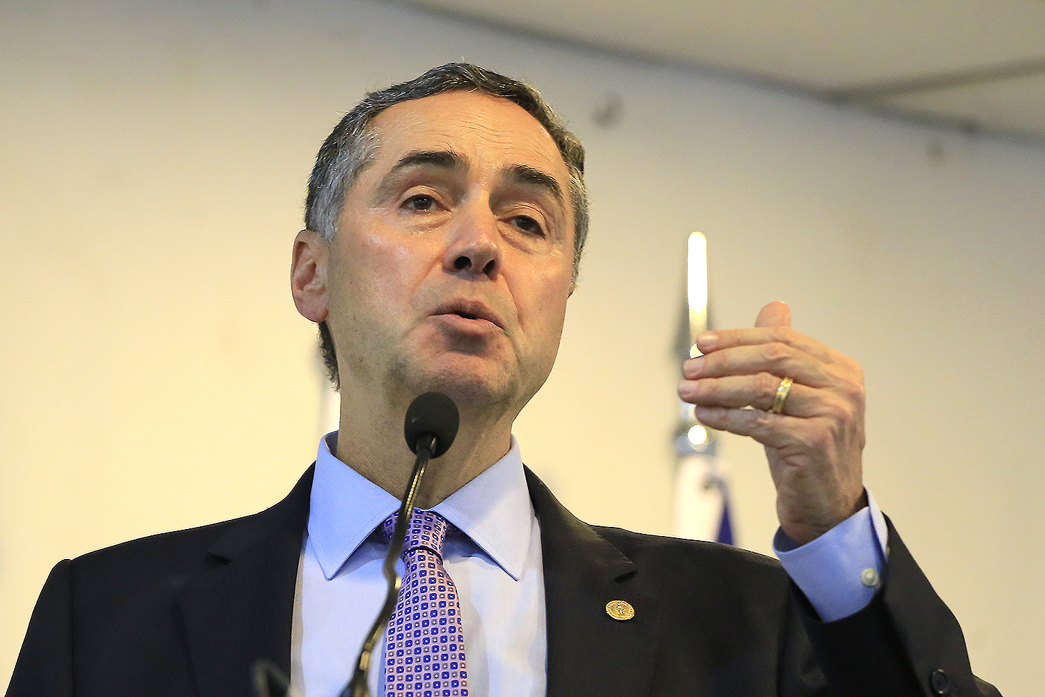 Luís Roberto Barroso ministra palestra em Teresina Piauí 