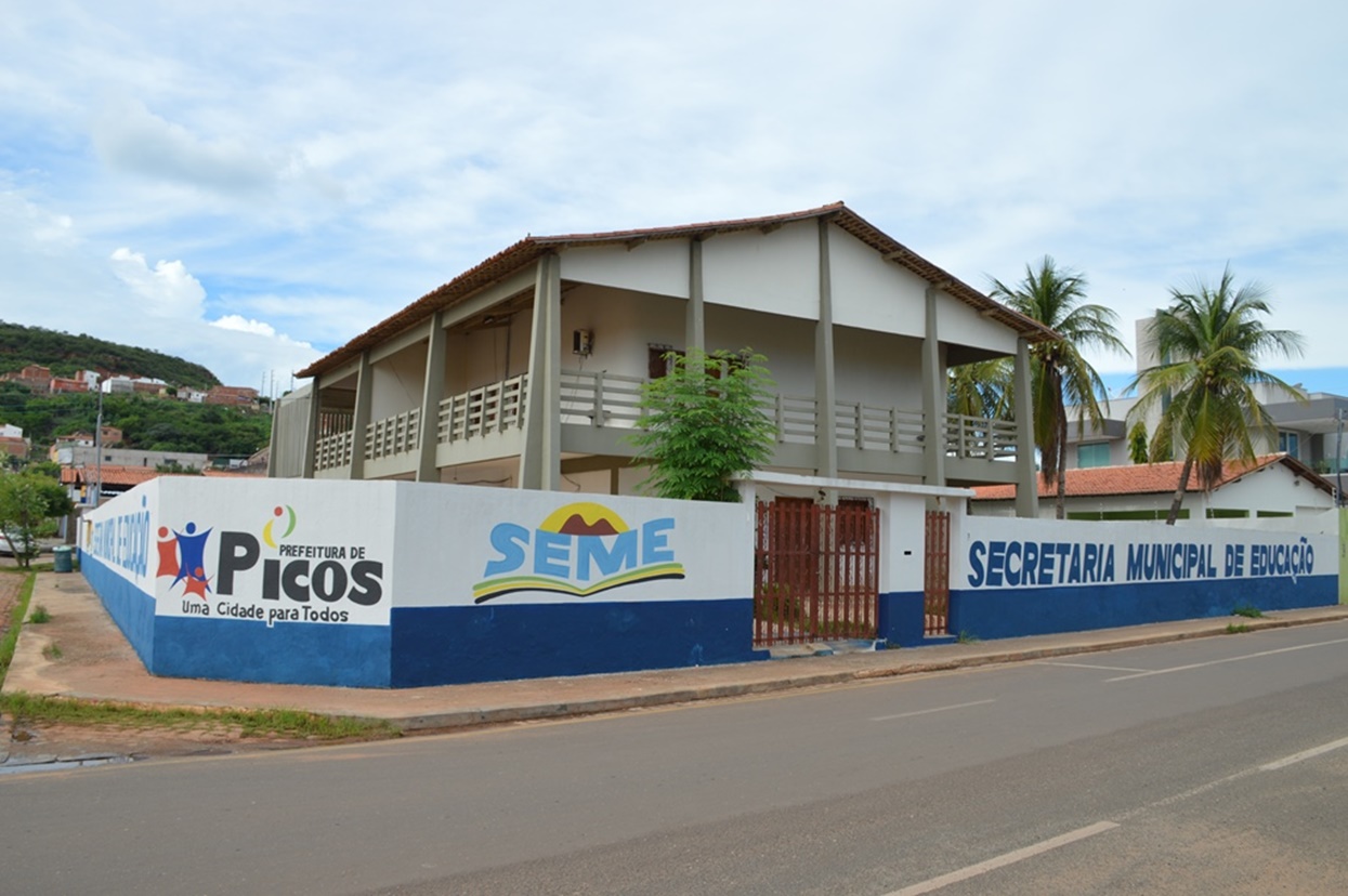Aluguel do prédio da Secretaria de Educação custa R$ 3.930,00 por mês