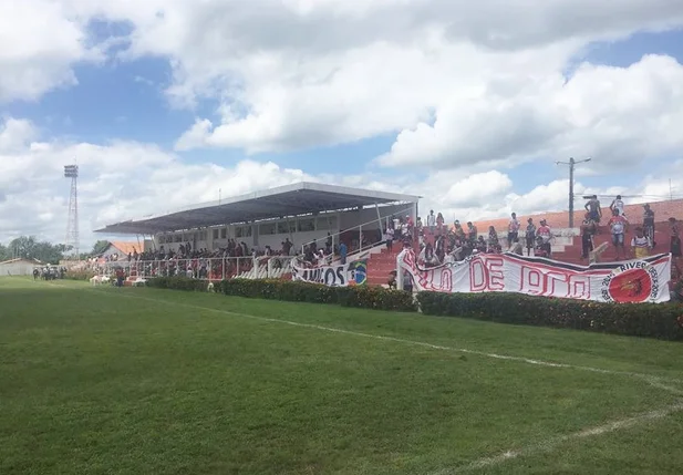 4 de Julho venceu o River por 3x0 em Piripiri