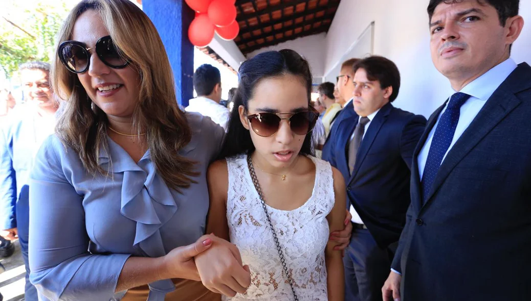 A filha e esposa do Governador Wellington Dias, participaram da comemoração