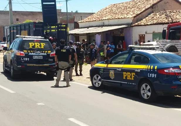 Ação da PRF em Capitão de Campos