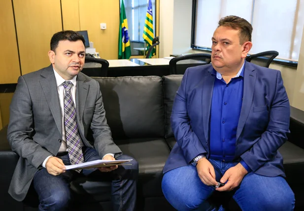 Tranvanvan e Silas Freire