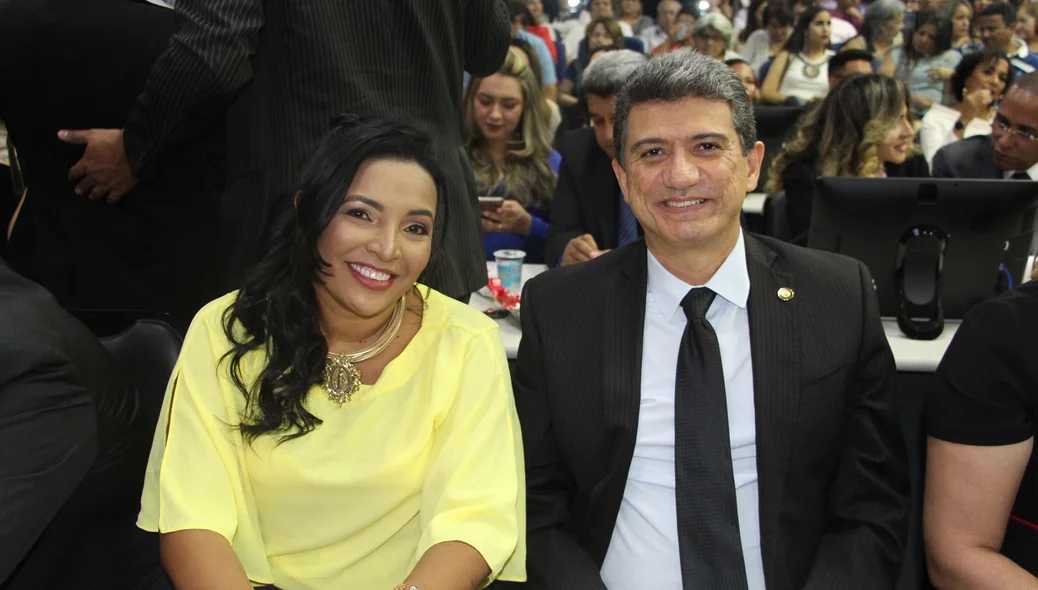 Cleire Maria e Caio Bucar