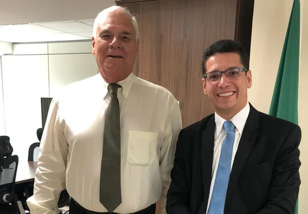 Diretor do Depen, Carlos Felipe Alencastro, e secretário Daniel Oliveira