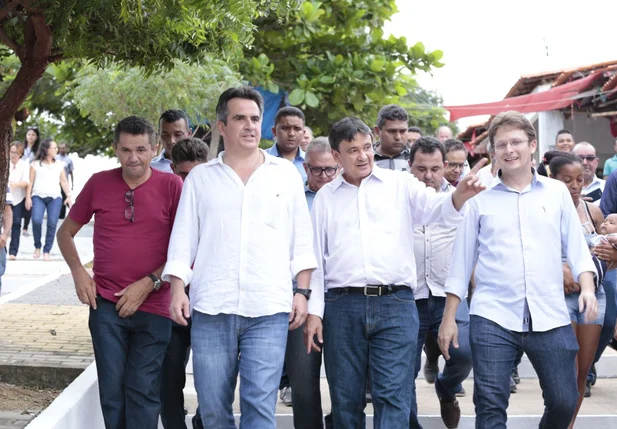 Governador Wellington Dias inaugura obras no Piauí