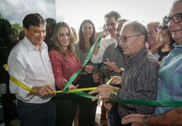 Inauguração de um polo da UAPI