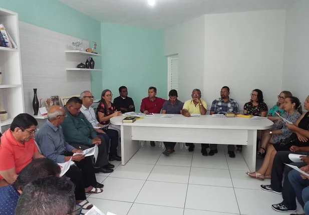 Vereadores da base aliada e lideres religiosos da igreja católica e evangélica 