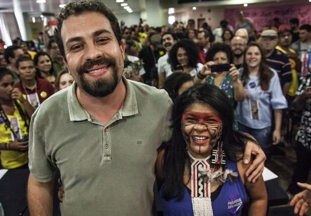 Guilherme Boulos e Sônia Guajajara vão disputar a presidência pelo PSOL