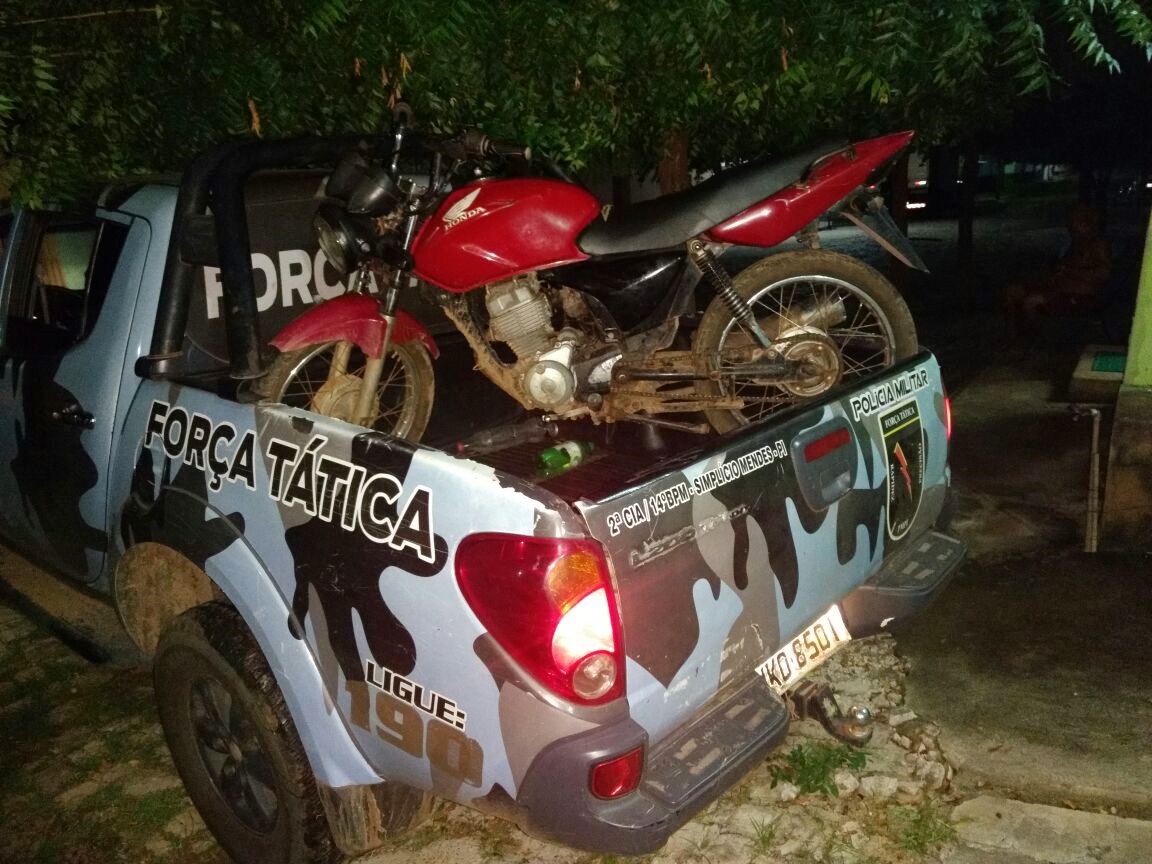 Uma das motocicletas apreendidas pela PM