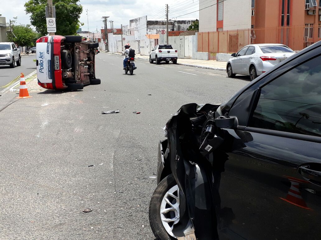 Acidente na Avenida Higino Cunha