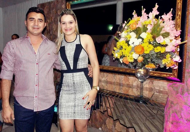 Esposa do ex-prefeito Antônio Parambu