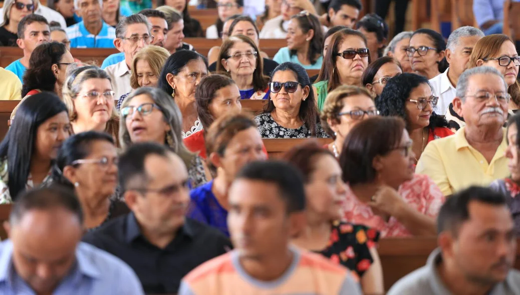 Missa realizada nesta terça-feira