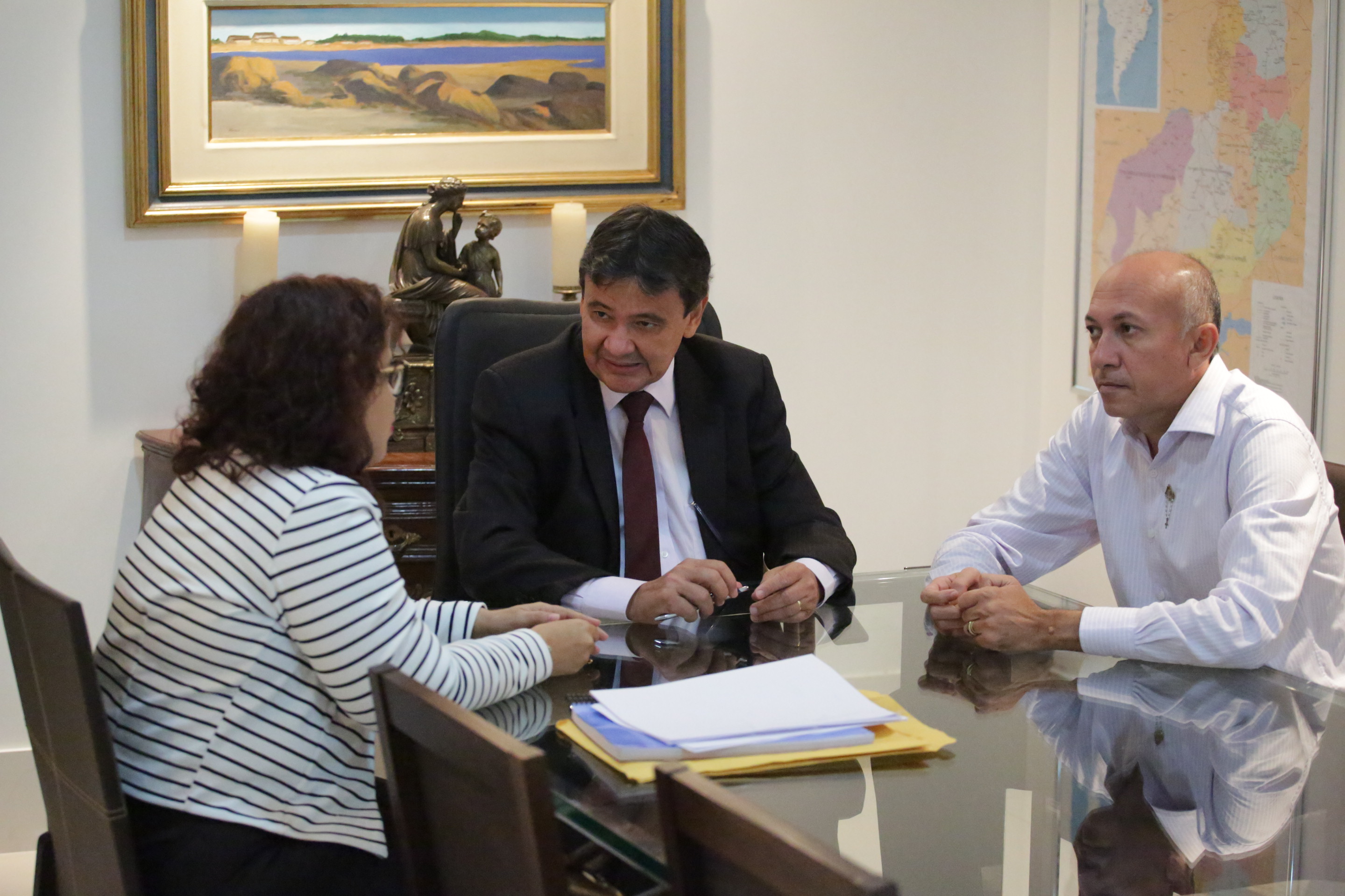 Patrícia Leal e Warton em reunião com Wellington Dias