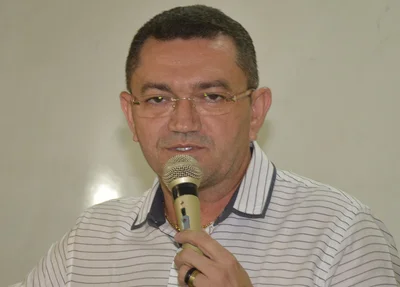 Prefeito Padre Walmir 