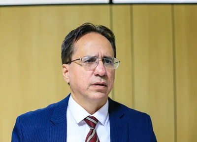 Kelston Pinheiro Lages