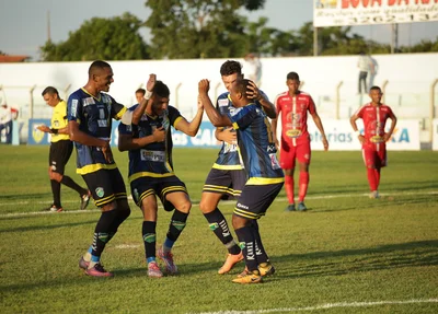 Associação Atlética de Altos