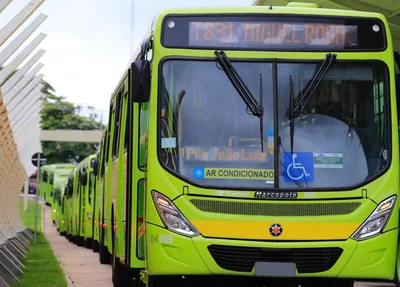 Ônibus entregue faz parte da renovação da frota em Teresina