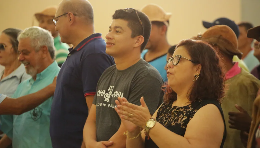 Prefeita Patrícia Leal na missa