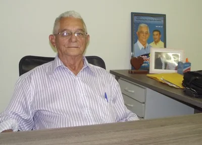 Ex-prefeito Manoel Emídio