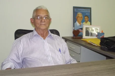 Ex-prefeito Manoel Emídio