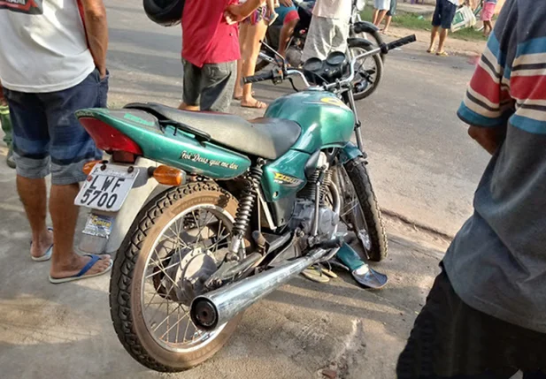Geovane Acrizio pilotava uma Honda CG 125 de cor verde
