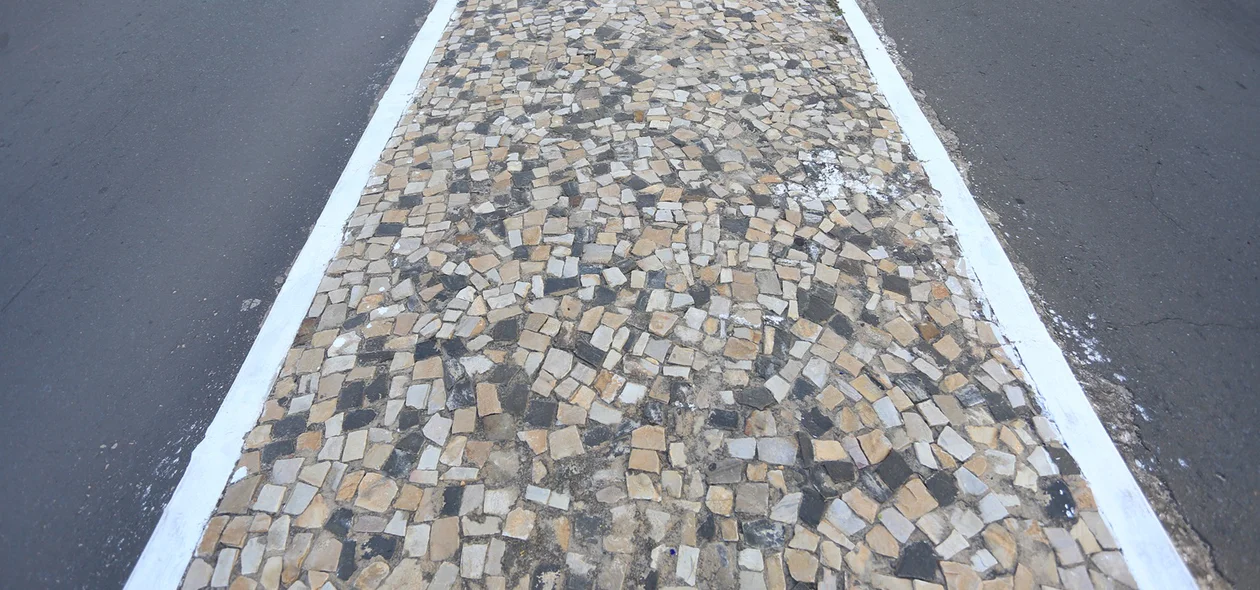 Calçadas reurbanizadas e acessíveis